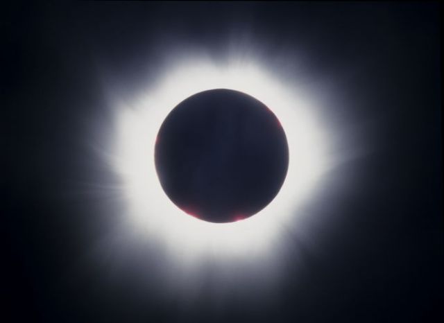 Eclipse04.jpg